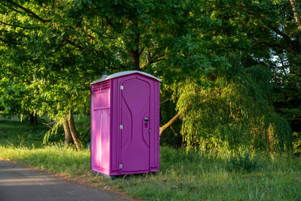 Best Portable restroom solutions  in Asotin, WA